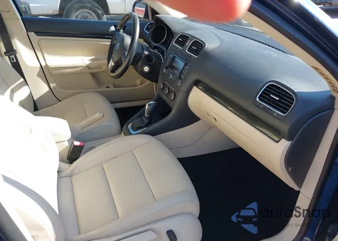 2013 Volkswagen Jetta Sportwagen 2.0L Tdi z USA, uszkodzony, nr VIN 3VWPL7AJ2DM616434